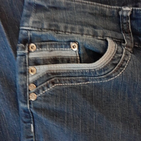 Christopher & Banks Women's Straight Modern Jeans - Size 6 short - Picture 7 of 10